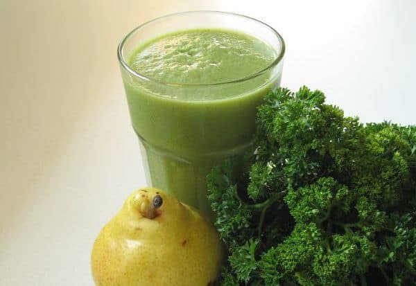 parsley pear smoothie