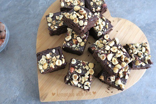 keto-hemp-brownies-with-nutella-hazelnut