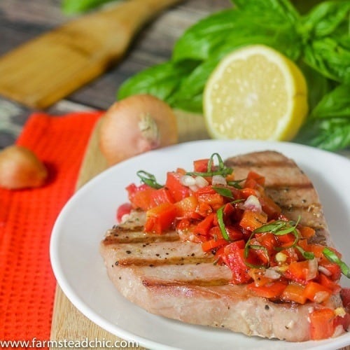 Whole30-Grilled-Tuna-With-Roasted-Red-Pepper-Relish