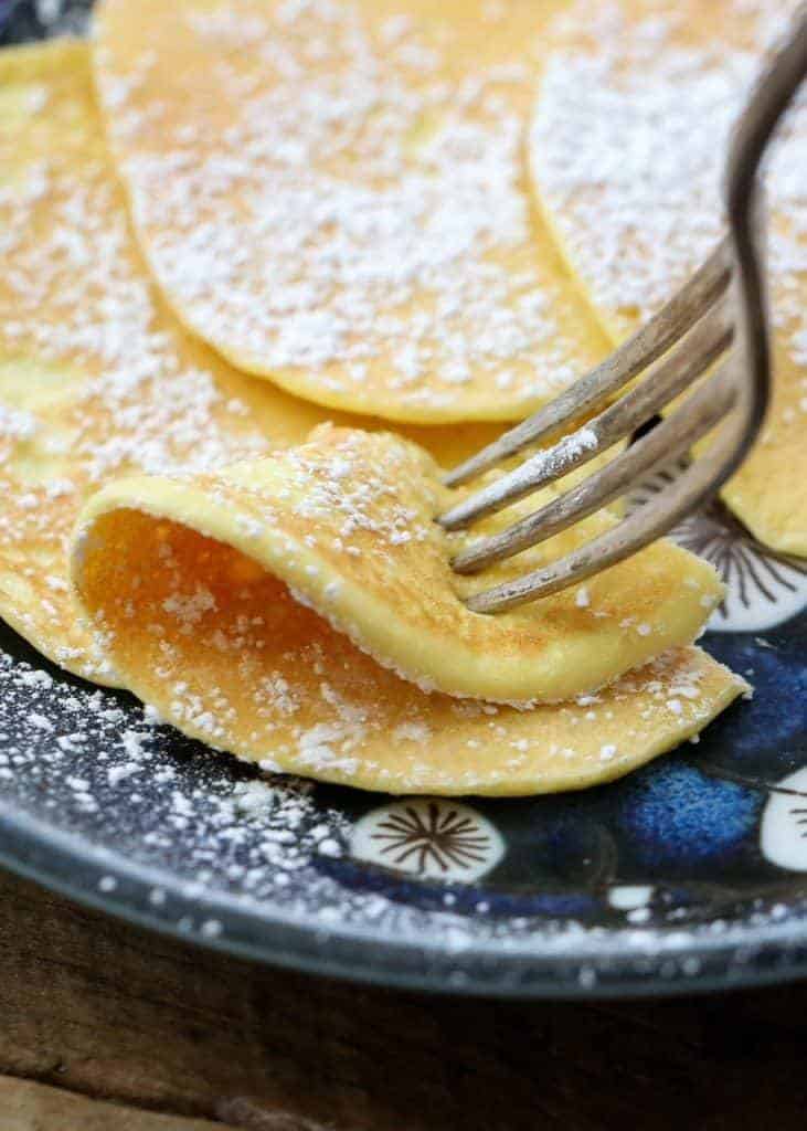 keto-cream-cheese-pancakes