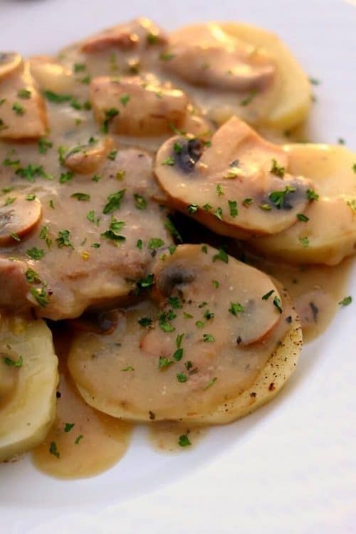 instant-pot-pork-steaks-with-mushrooms-potatoes-and-gravy