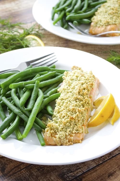 whole30-almond-crusted-salmon