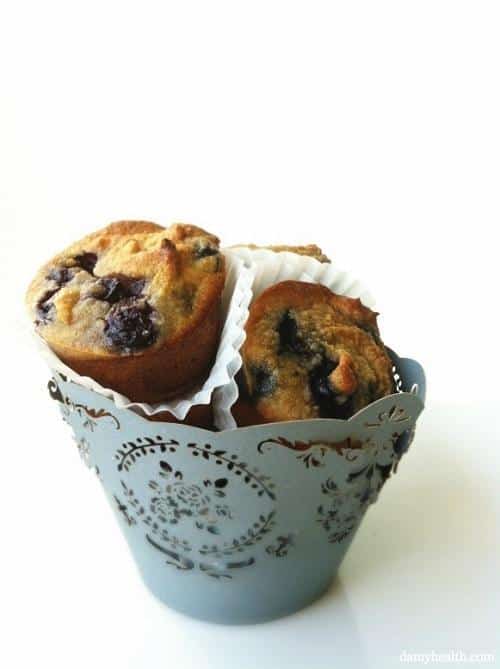 whole30-almond-flour-blueberry-muffins